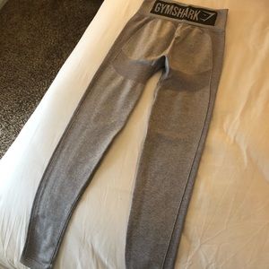 Gym shark Leggings